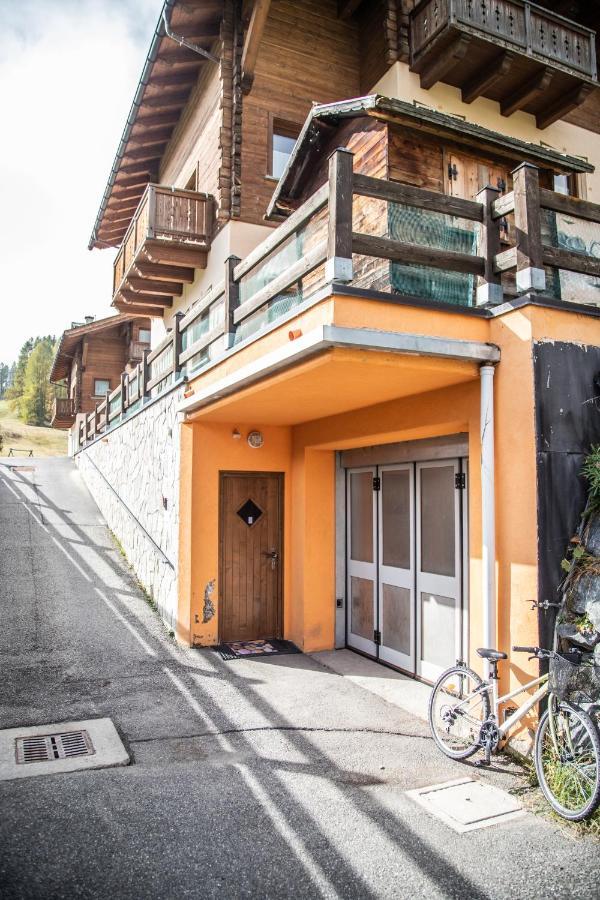 Chalet Sisters Livigno Exterior photo